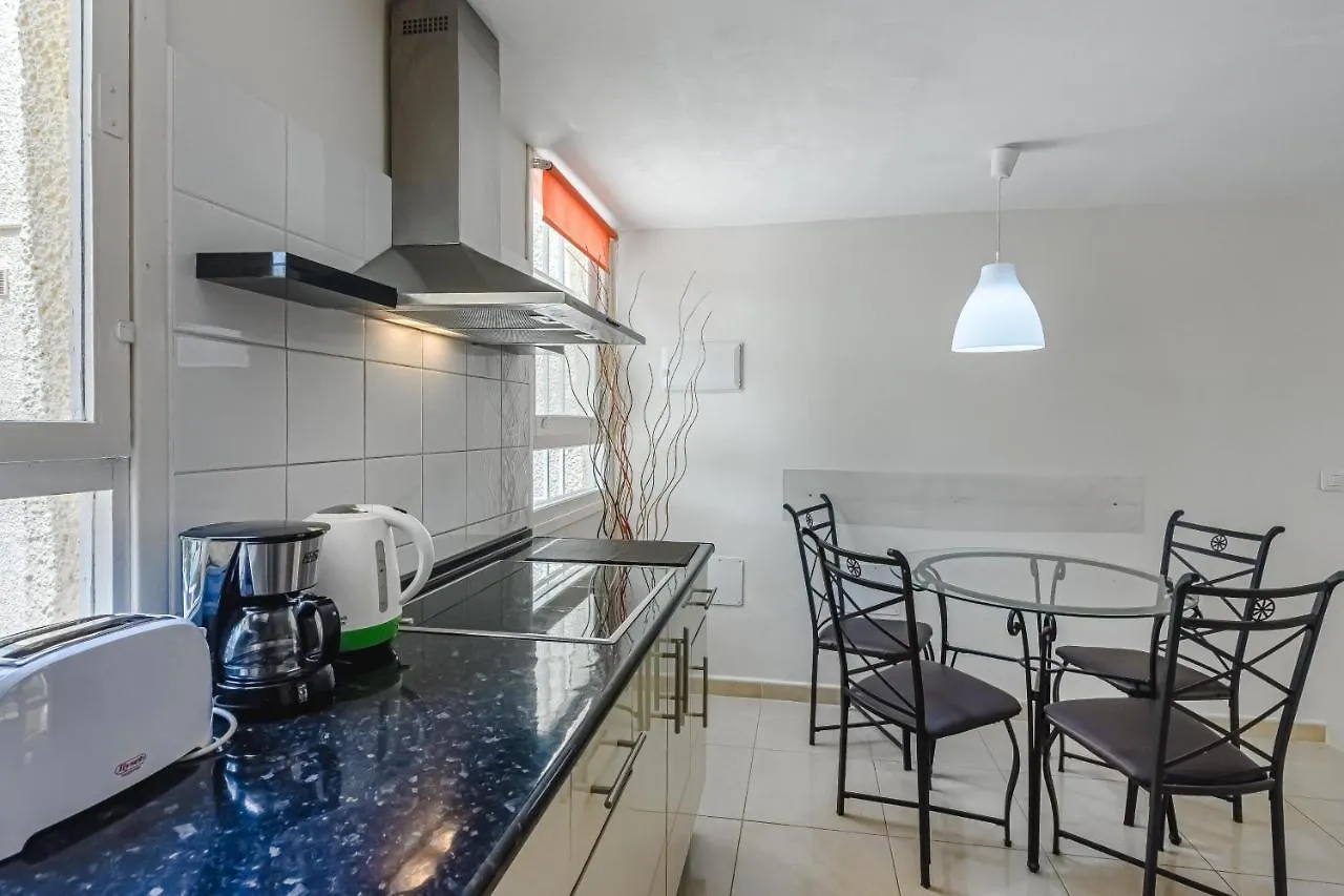 Complex Cortijo, Las Americas, Pool, Parking La45 Playa de las Americas  0*, Playa de las Americas (Tenerife) Spain